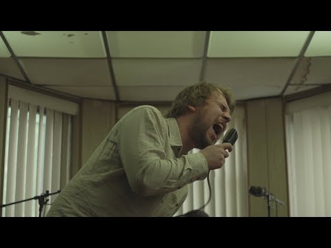 Gilla Band - "Laggard" (Live from Rocky's, NYC)