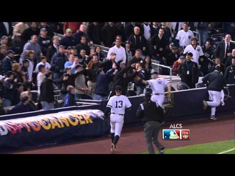 2010/10/19 Fan ruins Gardner's catch