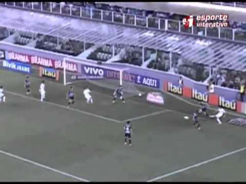 Patito Rodriguez Faz Gol de Mestre - Santos x Figueirense (18/10/2012)