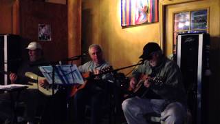 King Neptune performs &quot;While My Guitar Gently Weeps&quot;