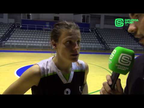 Arantxa Novo y Leyre Díaz. Postpartido Gipuzkoa UPV 53-63 Cadi ICG Software