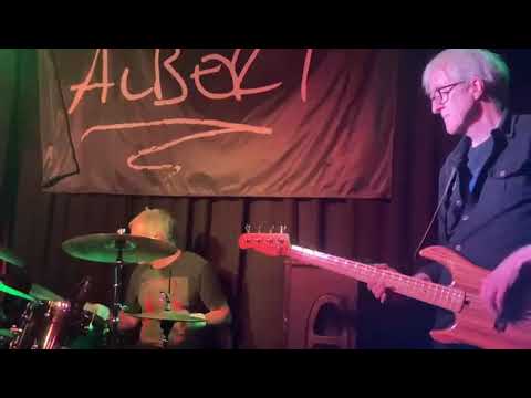 Noir Mates at The Albert, Brighton on Sun. 5/10/25.