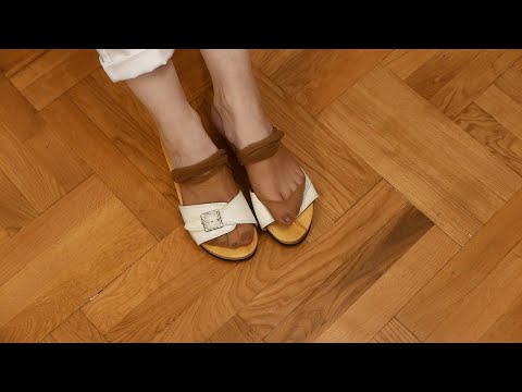 NYLON SOCKS WOODEN SANDALS 2