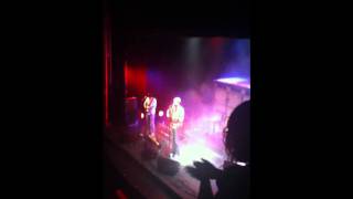 Benvolgut - Manel  (Concierto Madrid Teatro Lara)