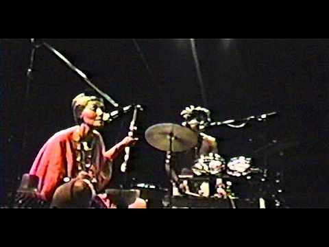 Petroglifos PETROGLIFO 1982 trailer thumbnail