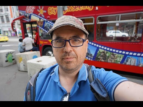 Melbourne Sightseeing Hop on Hop off Bus | Top Things to do in Melbourne Australia