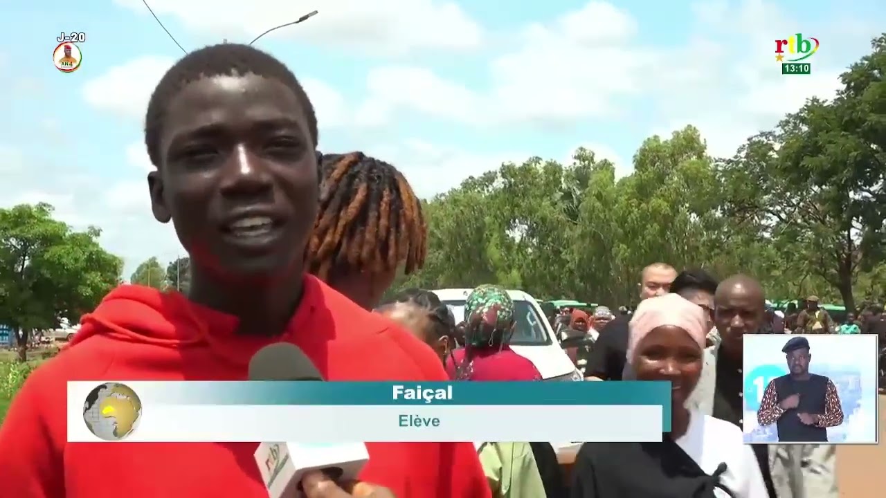 Bobo-Dioulasso : attente du cortège du Président du Faso
