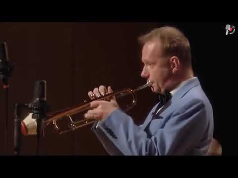 Glenn Miller Orchestra Scandinavia - Tuxedo Junction