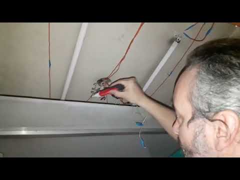 Canal JDB. Parte 1. Modificando sistema de iluminación sacando acrilicos hall  y tubos fluorescentes