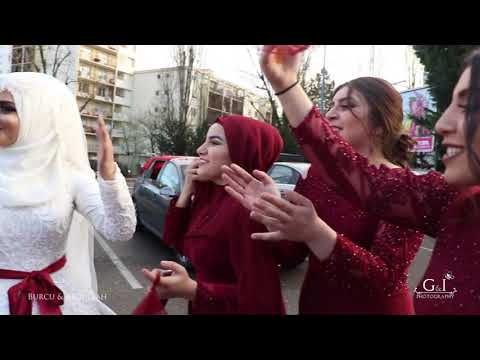 download lagu mp3 mp4 Robe De Marie Mulhouse, download lagu Robe De Marie Mulhouse gratis, unduh video klip Robe De Marie Mulhouse