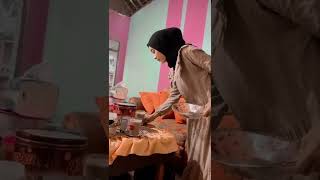 Download lagu istri saleha#shorts mp3