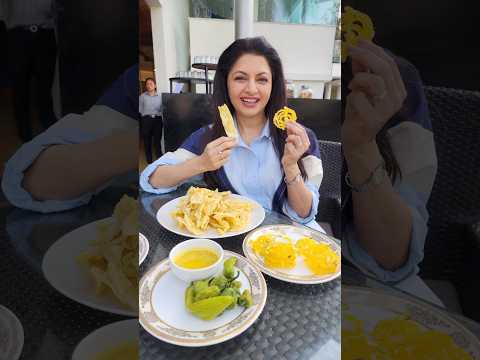 Fafda and Jalebi… what more could one ask for! #bhagyashree #traveldiaries #foodlover