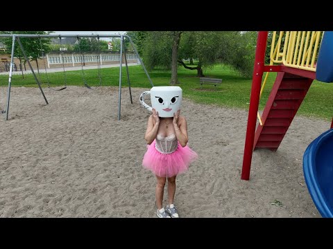 If you see this Ballerina at the Park! Run! 