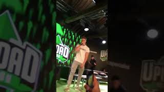 Joe Weller and Elliot Crawford perform Queen and a double live!