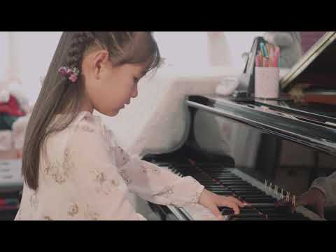 The Silent Moon by Nancy Telfer RCM piano repertoire grade 2 played by  Ava Pan