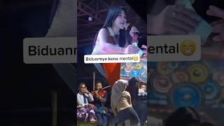 Download lagu The singers are mentally ill😆 #dangdut #duet #music #coversong #viral #shortvideo #latestmusic #s... mp3