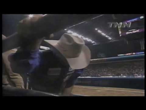 Romeo bucks Chris Sorace - 98 PBR Finals