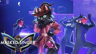 Download lagu Cat Witch sings 'Abracadabra' by Lady Gaga | The Masked Singer Season 14 mp3