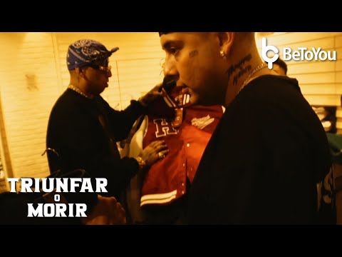 Ñengo Flow & Chico Cruz Grabando en Medellín Colombia. (Sigo Siendo Un Bandolero)