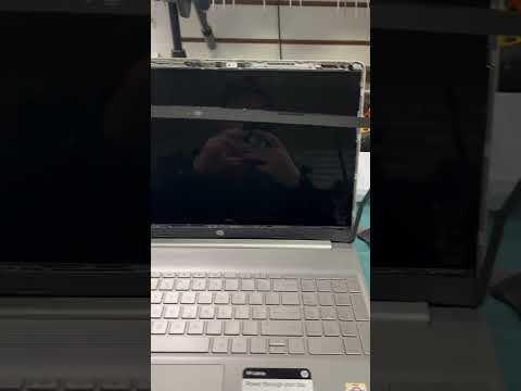 Laptop Screen Replacement in 30 seconds! #lcd #repair #hp #guide #howto #screenreplacement