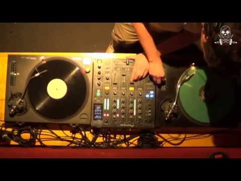 UnderStudio #004 - Alessandro Nigro 60 min dj set