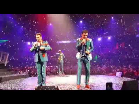 Kerst Toppers 2016...Jeroen vd Boom René Froger & Gerard Joling ''Een heel gelukkig kerstfeest