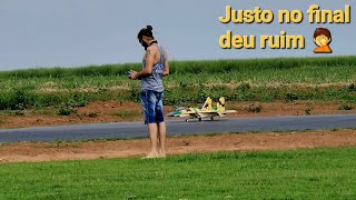 Su-35 vetorado 70mm Takeoff/loops and landing crash - Pets Na Net