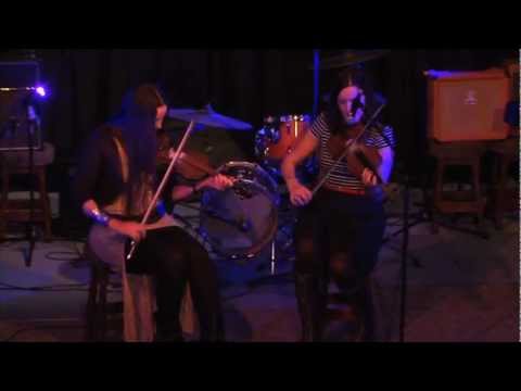 The Kane Sisters at NOISE Sounds Music Festival 2012, video 2
