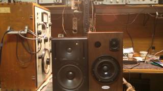 Video thumbnail for Studio monitor Genelec1030A by osiposip
