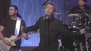 Clay Aiken Sings Invisible on Ellen