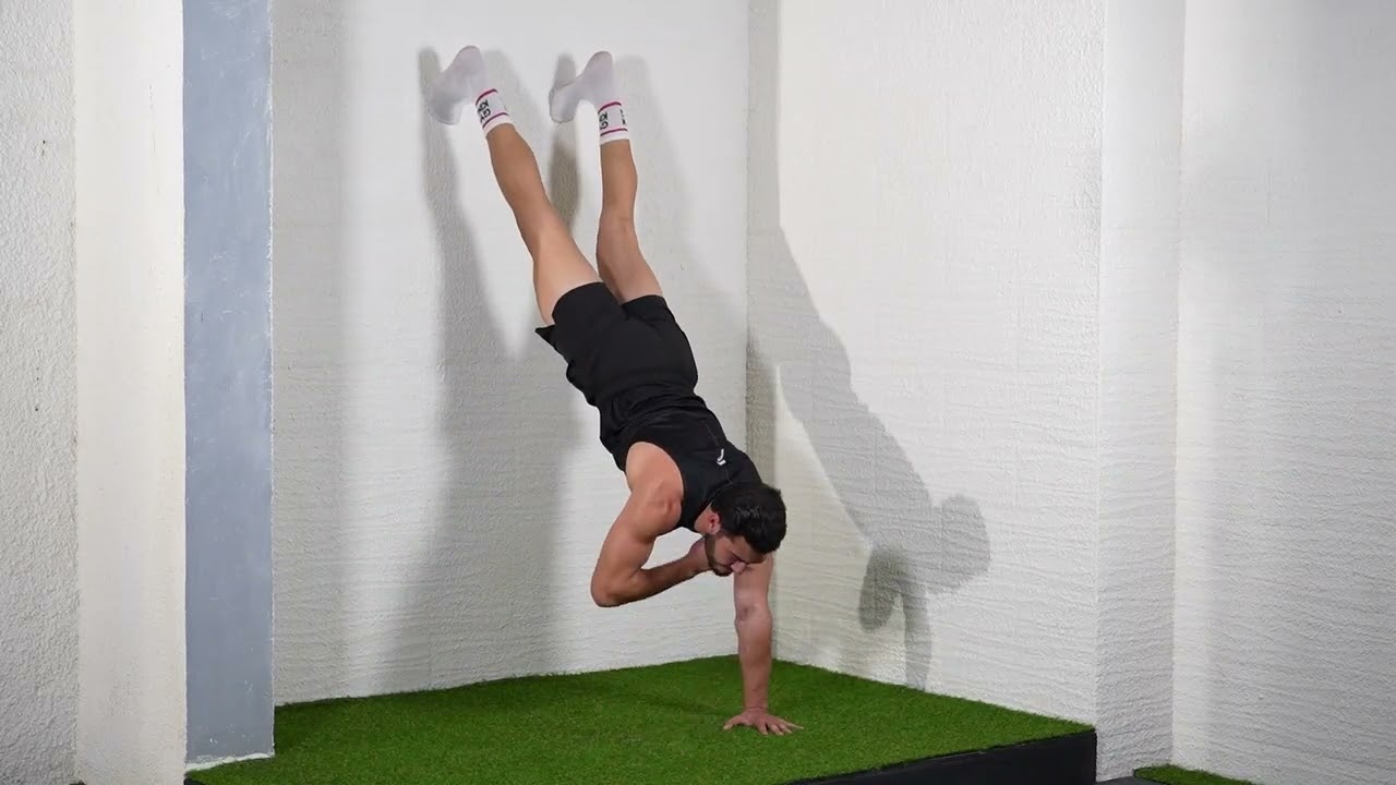 Handstand Shoulder Taps exercise thumbnail