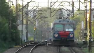 preview picture of video 'Kilka składów na łukach w Miechowie / Several trains on the curves in Miechow (southern Poland)'