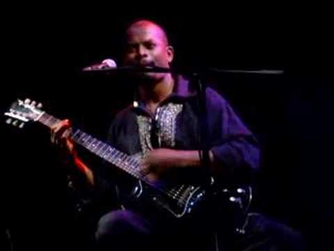 Eric Triton - kot line aller live Pailles,Mauritius