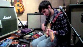 Video thumbnail for Demo of my fuzz pedals - Zvex Fuzz Factory, Ashbass Fuzzbrite & Electro Harmonix Little Big Muff by Olly Vert