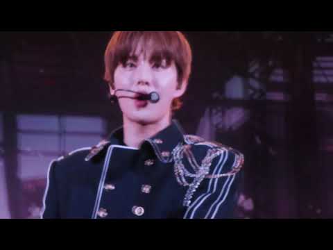 230909 Universe (Let's Play Ball) + BOSS fancam