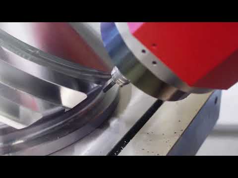 UMILL 1500: 5-Achs-Bearbeitungszentrum für Fräs- und Drehbearbeitung