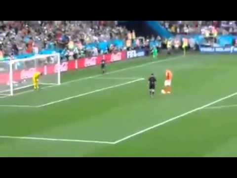 El Penal Vlaar contra Romero Entro  Vlaar Penalty was in  Argentina Holanda semifinal