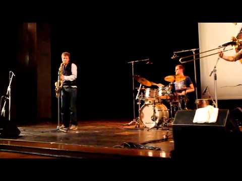 34. Jazztage Leipzig - Three Fall