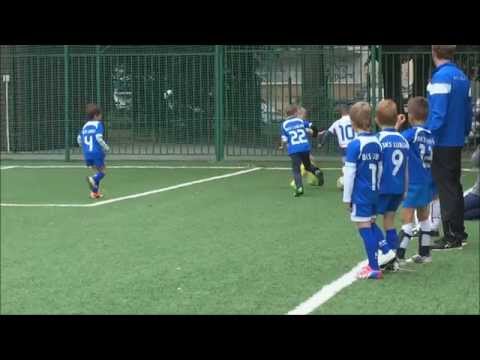 Łukasz Grab 7 Lat - akcje,drybling 20.09.2014 Lublin 2007 kontra 2006 Brawo !!! (Marcin Grab)