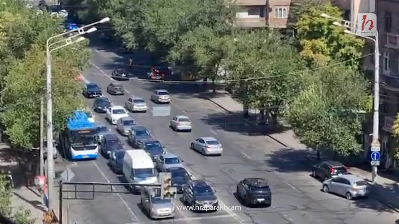 Կայանված ավտոմեքենաները տարհանում են