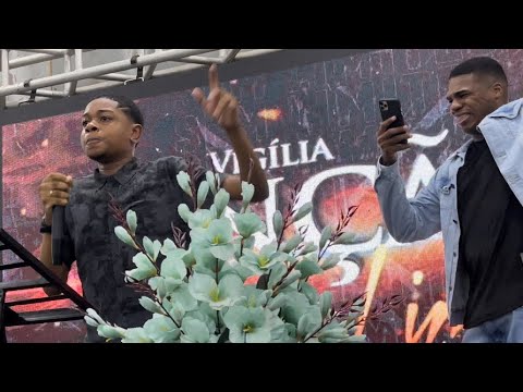 ELE CANTOU E A GLÓRIA DESCEU 🔥 Samuel Azevedo - Vigília Unção Sem Limites