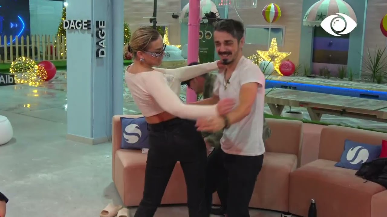 Kejvina ndez atmosferën me kërcim/Amosi i bashkohet