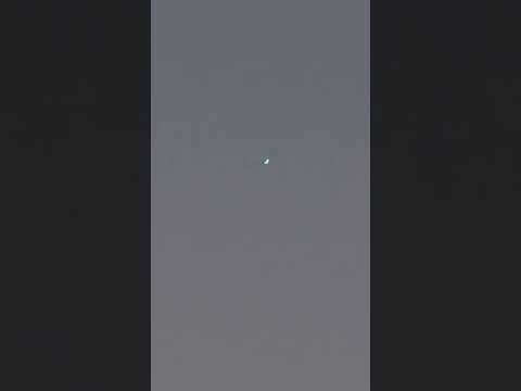 UAP FILMADO EM POUSO ALEGRE MINAS GERAIS 25.04.202618:10 NOITE DE SÁBADO