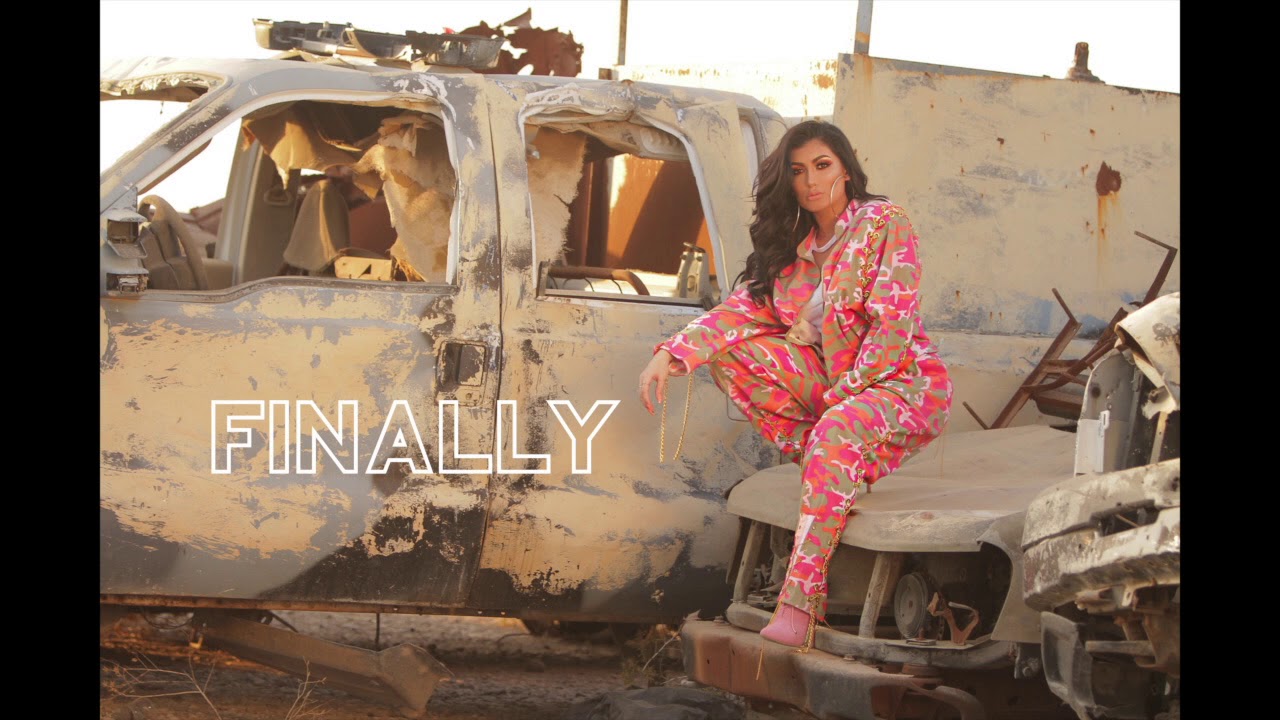 Helly Luv'dan referandumun şarkısı