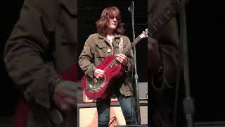 Tyler Bryant &amp; The Shakedown - Last One Leaving