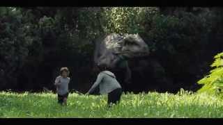 Jurassic World / Extrait 5 "L'Indominus à la poursuite des enfants" VF