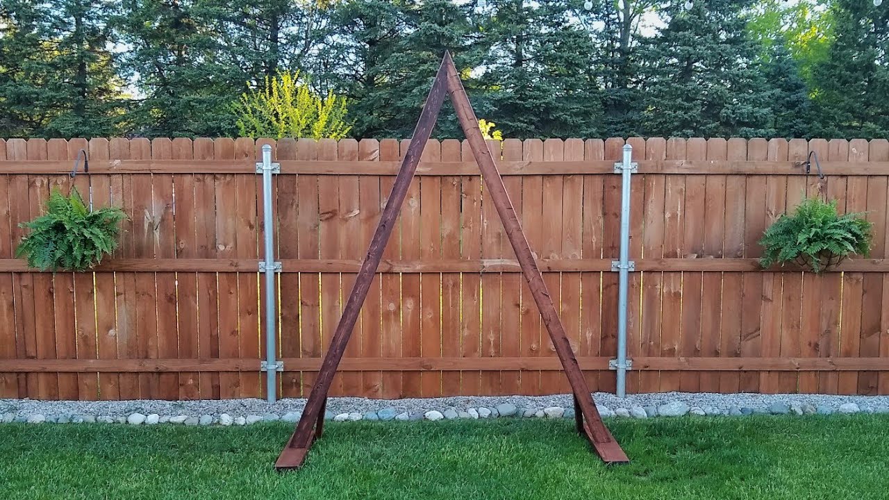 Wedding Triangle / Arbor / Arch