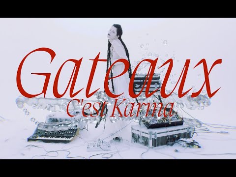 C'est Karma - Gateaux (Official Video)