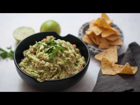 Cómo hacer guacamole mexicano fácil