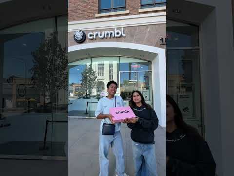 back here at crumbl 🤤 #crumblcookie
